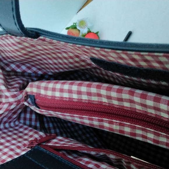 Navy Canvas Tote with Red check lining & embriodered White Stars - Picture 6 of 6